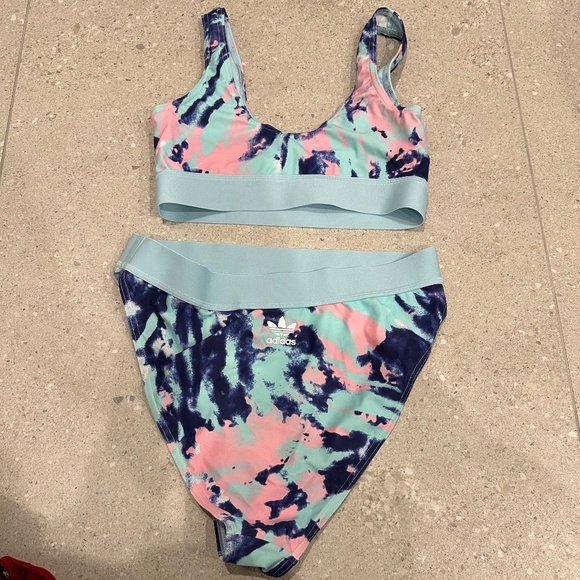 ADIDAS LADIES TWO PIECE BIKINI BATHING SWIM SUIT MEDIUM - Picture 2 of 4